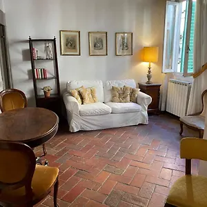  Apartment Medici Italy